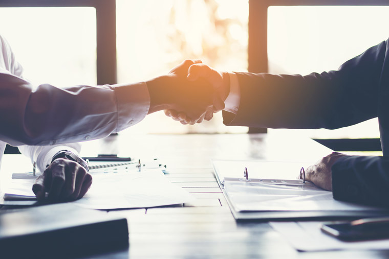 While some New Zealand media companies seek a collective bargaining agreement with Big Tech, others are negotiating directly.