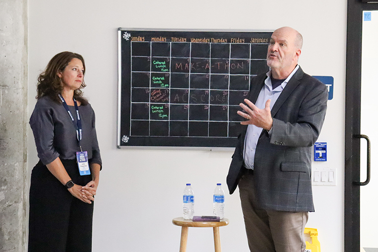 INMA Product & Tech Initiative Lead Jodie Hopperton talks with San Francisco Publisher and CEO Bill Nagel on Wednesday's study tour.