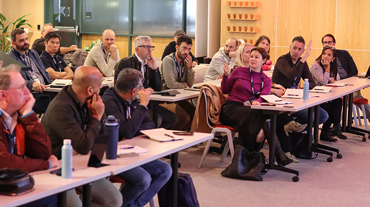 Jodie Hopperton, lead of the INMA Product & Tech Initiative, leads the study tour of 31 participants, pictured here at Reddit.