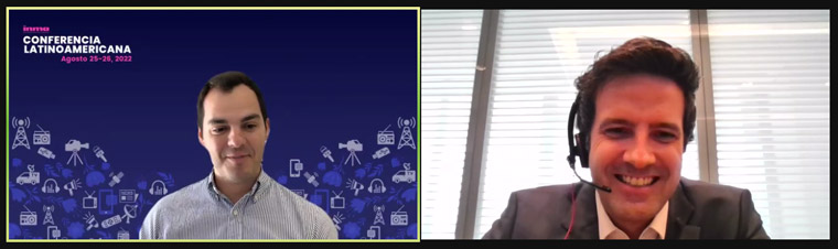 Kaio Philipe, chief operating officer at Bloomberg Linea, interviews Renato Mimica, CEO at Exame.