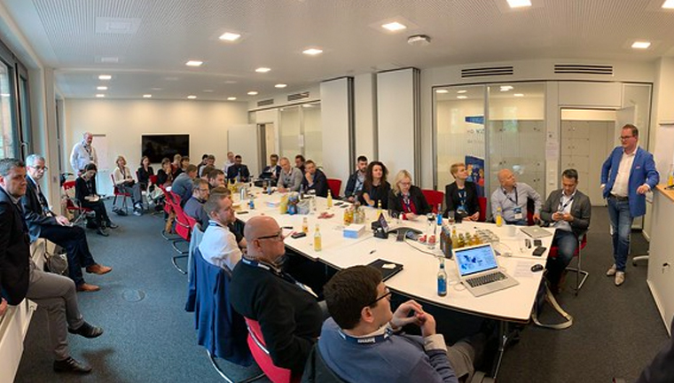 Study tour participants visit NOZ in Hamburg on Thursday.