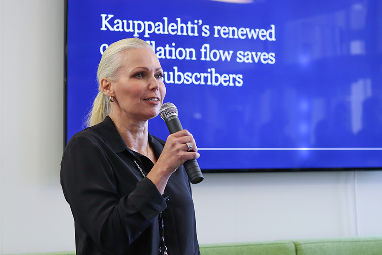 Johanna Suhonen, commercial director at Alma Media, shares with members of the INMA study tour.
