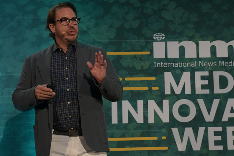 Gabriel Dorosz, lead of the Advertising Initiative, speaking on stage in Dublin about the importance of high-engagement audiences to advertisers.