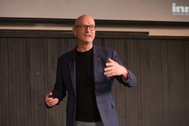 INMA Digital Platforms Initiative Lead Robert Platform speaks to attendees in Toronto about what agentic AI could do at their news companies.
