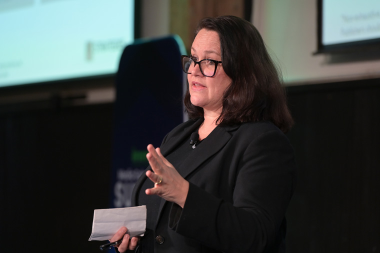 Lisa MacLeod, director of FT Strategies, leading a seminar sponsored by FT Strategies on the future of paywalls.