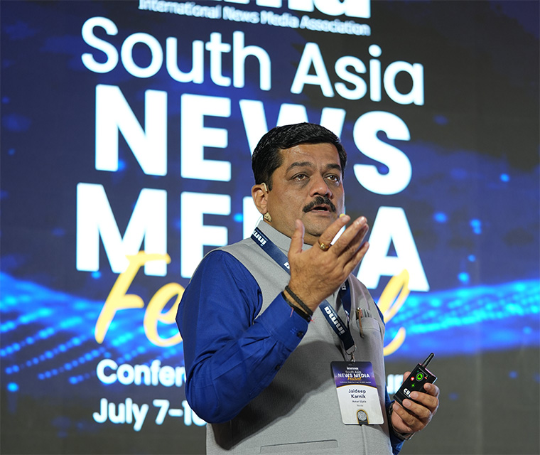 Jaideep Karnik of Amar Ujala explained his company’s AI anchor, an AI-powered chatbot, and AI-generated quizzes.