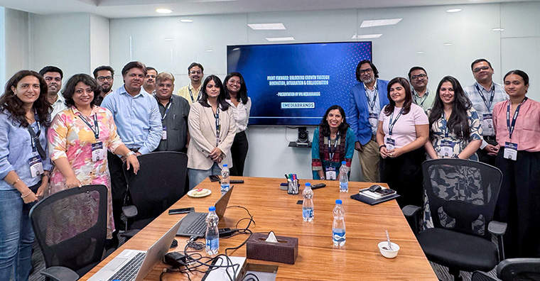 Mumbai study tour participants visit IPG Mediabrands and learn about the unexpected alliance between print and personalisation.