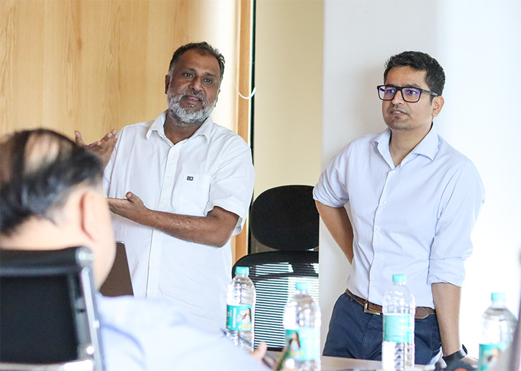 Mumbai study tour attendees visited fintech company Upstox.