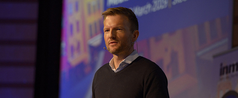Tobias Henning, general manager of premium at BILDplus and WELTplus, spoke to the INMA audience about building revenue through price increases.