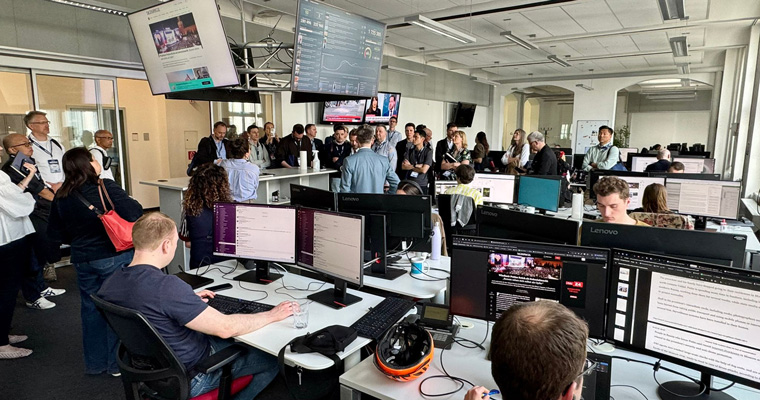 Study tour attendees visit Tagesspiegel.