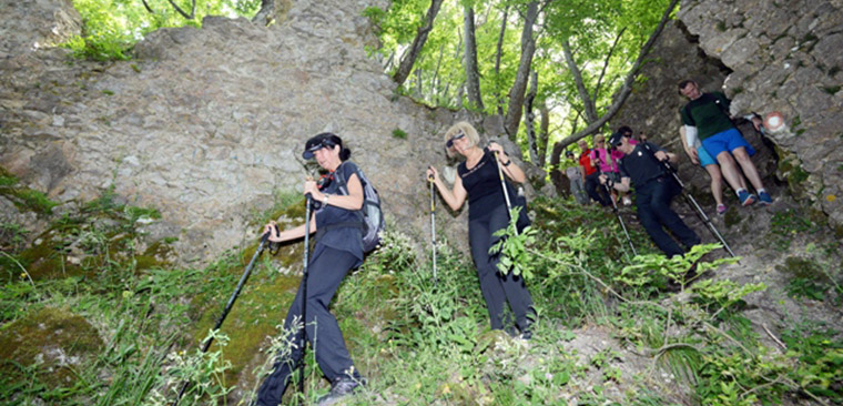 Večernji list added Nordic walking excursions in the mountains to its class offerings.