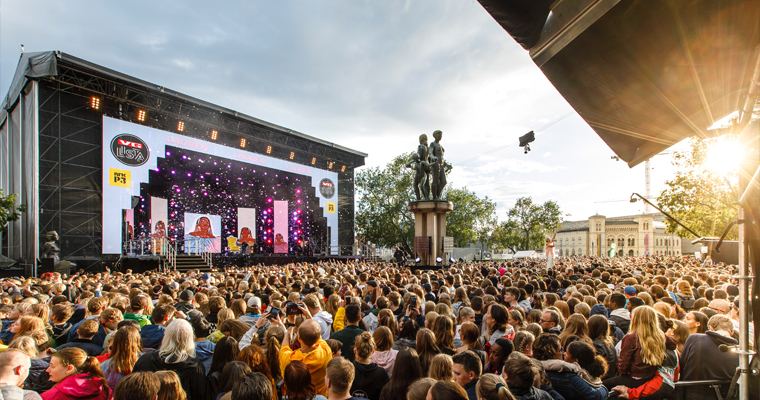 Thousands attend VG-Lista, a free concert staged by VG each year featuring some of Norway's most popular musical artists.