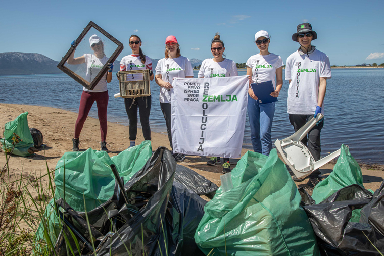 Disappointed by the lack of action from governments and politicians, the team at Večenji list launched its own massive ecological project.