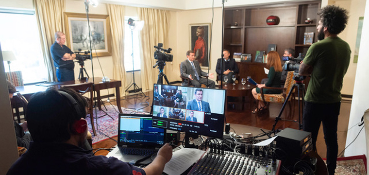 Today’s Los Andes newspaper goes beyond print with a newsroom that embraces all platforms, including video and podcasts.