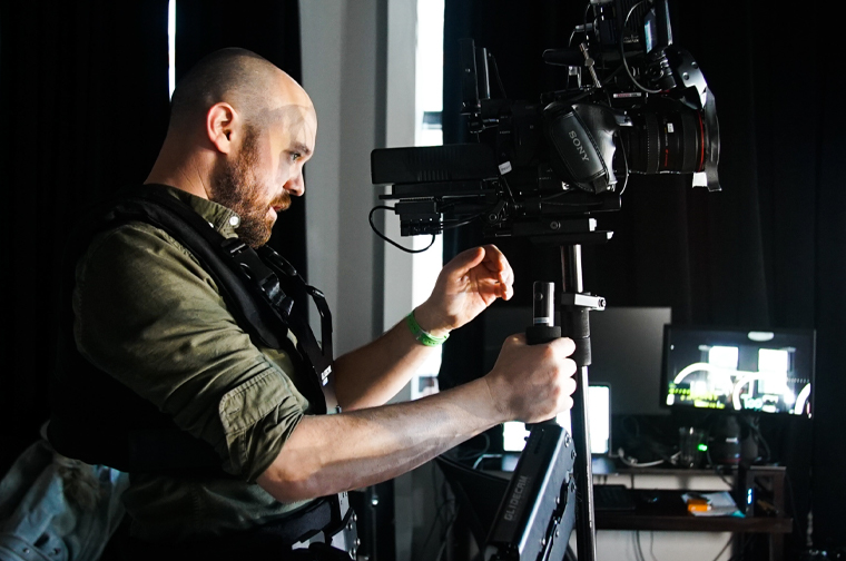 Inspired by the gaming world, NBC built its own Mixed Reality camera rig for producing linear videos that capture a Virtual Reality experience.