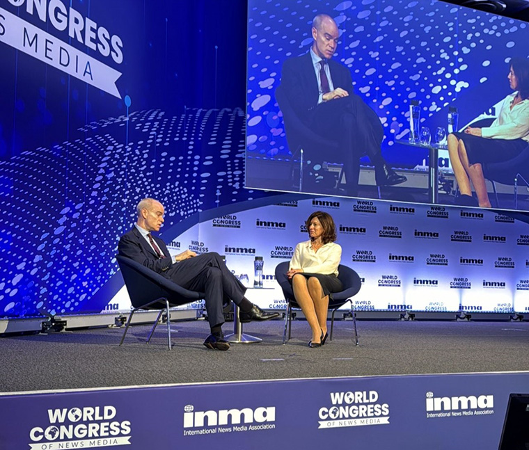 New York Times Executive Editor Joseph Kahn talking with INMA Product + Tech Initiative Lead Jodie Hopperton, who was co-moderator of the conference.