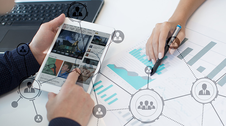 Interior design and architecture are important considerations for setting up an effective newsroom.