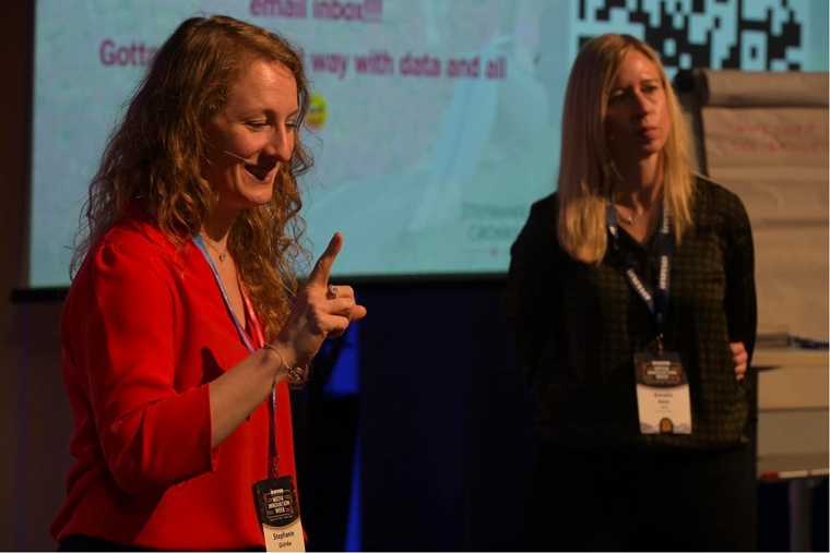 Stephanie Grönke with Amalie Nash during Media Innovation Week.