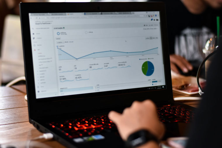 Google Trends offers insights that help to direct the content strategy at VíaPaís.
