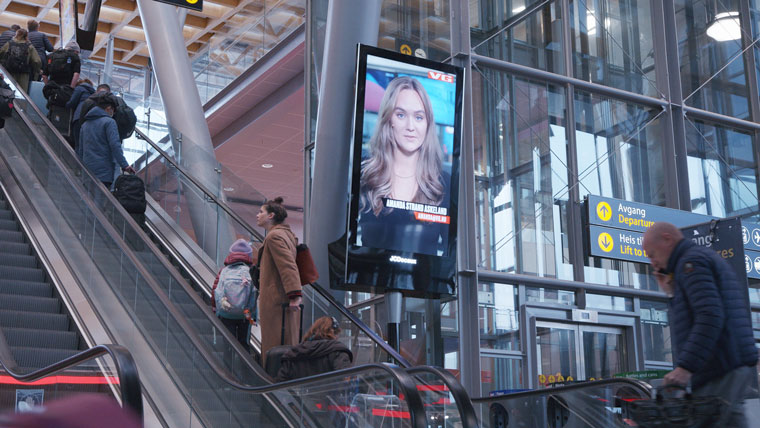 This new partnership puts VG on thousands of digital screens across Norway.