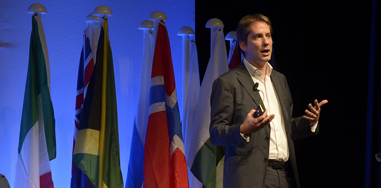 Stephane Pére of The Economist shares his thoughts on the 3 main purposes of data.