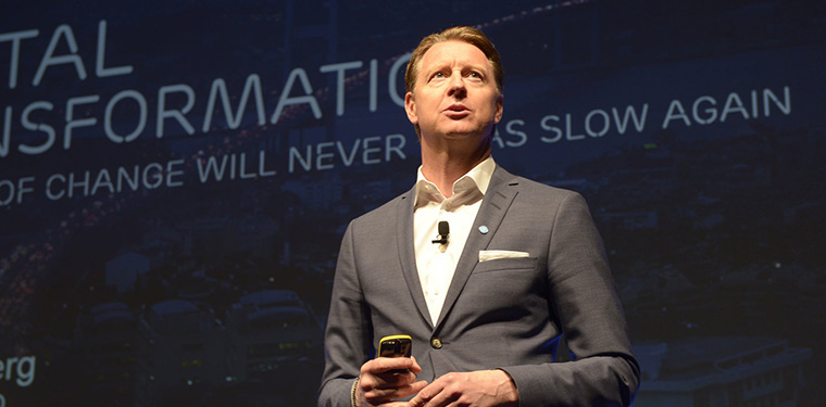 Hans Vestburg, CEO of Ericsson, wowed INMA World Congress delegates with the promised speed of 5G.