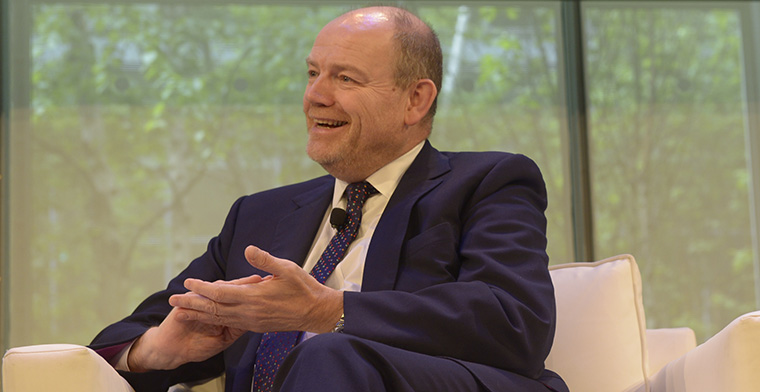 The New York Times CEO Mark Thompson advises INMA World Congress that paying subscribers are still news media's revenue base.