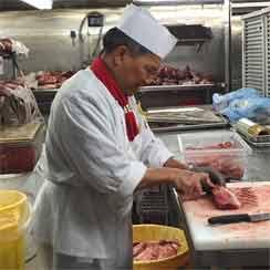 How meals are prepared on a cruise ship