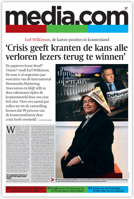 Earl interview with De Morgen, including the inexplicable posed photo with the funny printers' hat