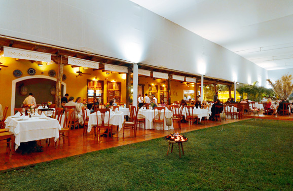 Restaurante Huaca Pucllana interior
