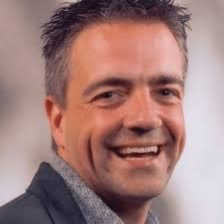 Yves Van Dooren