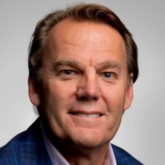 Andrew Saunders